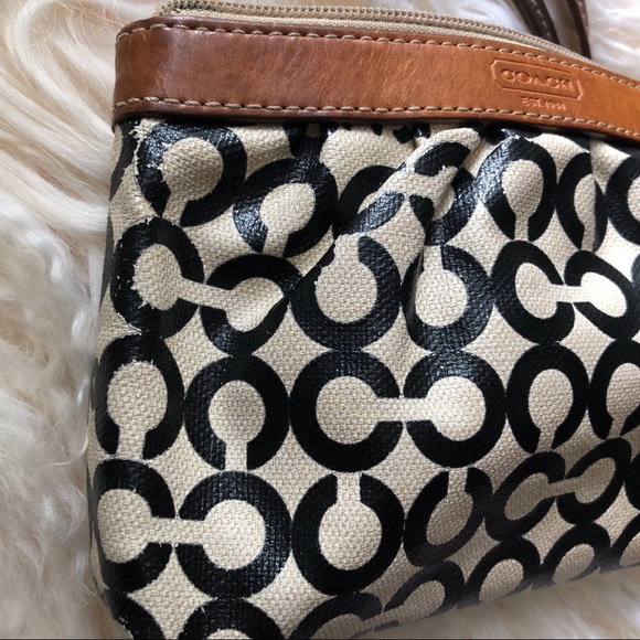 Coach wristlet ivory/black/tan. Lovingly usedβ₯οΈ - Picture 5 of 8